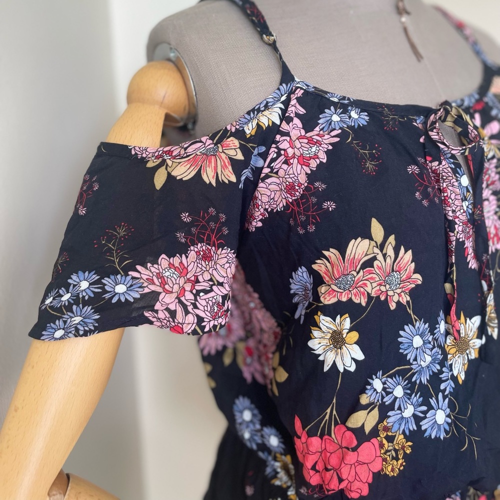 Boho Floral Shorts Jumper - L